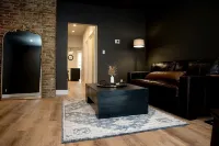 Premium accommodations for up to 4 people in the heart of Downtown Greensburg Hotels in Westmoreland County