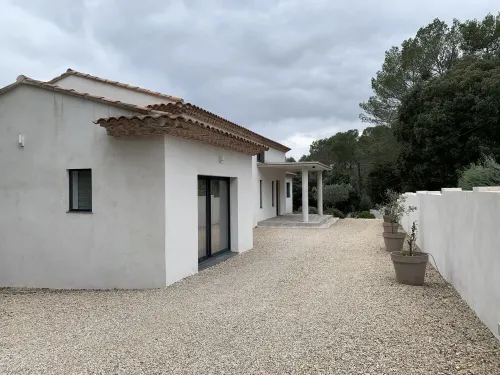 Spacious and Quiet Villa Classified  Furnished with Tourism