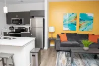 15min→Downtown|Balcony|Full Kitchen|1000Mbps Hotels in Broad Ripple Village