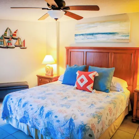 Florida Keys Condo with Pool, Beach Access, Marina, Pickleball & More