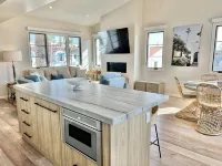 Casa Clemente Las Palmas-3 Bed Beach Home / Heart of San Clemente / Rooftop Deck