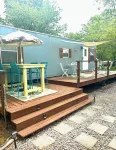 Middle Bass Island retreat,10-min ferry ride to Put-in-Bay, Pet friendly!