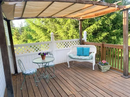 Charming Country Cottage