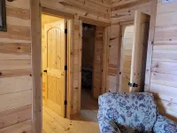 Deer Run Cabin, Utopia TX Hotel dekat Utopia Texas