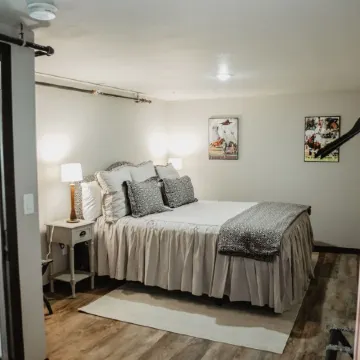 ★Heart of Pendleton★Downtown LUXURY & LOCATION★