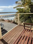 Beachside & Jetty View Apartment 7 (Sea Eagles Nest Apt)<br>