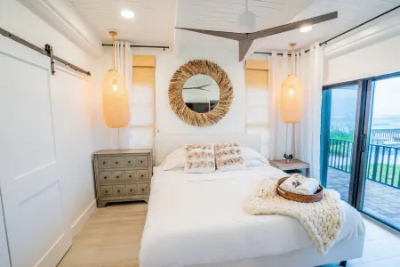 Casa Al Mare – Premier "True Beachfront" Living in Vero Beach!  Steps to Sand!