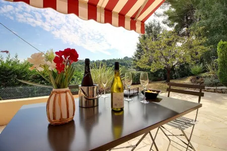 Bel Appart 50 m2 Dans le Site Classé de Mougins, Clim Terrasse