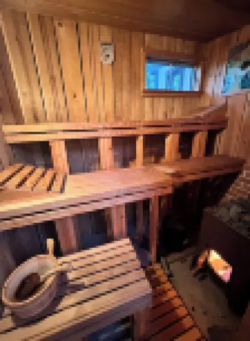 Relaxing & Rejuvenating Retreat w/Hot tub, Pool, Sauna, & Games for family+pets