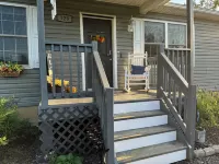 Charming Cottage in Private Lake Community (Pet-Friendly