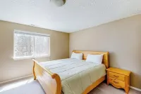 Peaceful Lapine 3 BR Getaway, sleeps up to 8