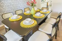 7Min to Texas A&M Cozy 7 Beds, w/ Billiards & Firepit Oasis