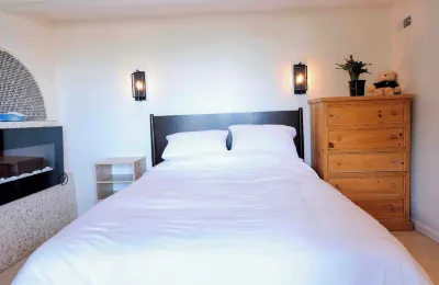 Lovely and Quiet suite with GORGEOUS VIEWS-10 min to Golden Gate Bridge