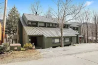 Loon Mountain View 3BR, AC, Hot Tubs, Indoor Pools, Tesla Charger