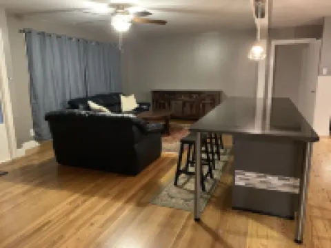 Newly Remodeled Nice House in Very Safe and Convenient Neighborhood.