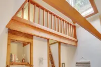 Mt. Hood Alpine Chalet w/ hot tub, kid & dog friendly