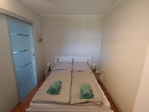 Rocksteins Nr. 2 - cozy vacation apartment, close to the beach, the Baltic Sea on the horizon Hotels in Schonberger Strand