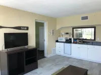 1 Bedroom Condo (incl 4 passes to Water Park)