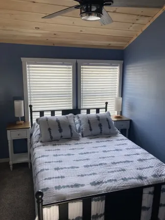 Adirondack Lakefront Getaway Newly Renovated, Fireplace, Gameroom, Close to Gore