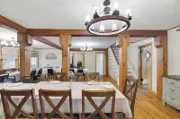 Family Friendly and great for reunions and groups.