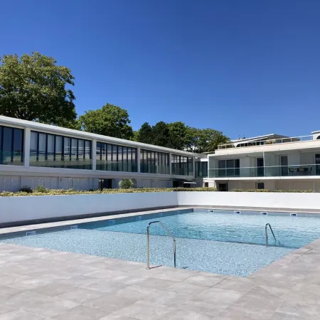 Foncillon beach, residence with swimming pool facing the sea