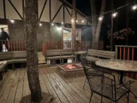 Big Powderhorn Ski Retreat — 2 Saunas, Fireplace, Firepit, Deck & Space for 12