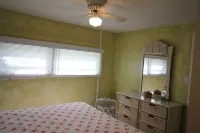Cozy Cottage Old Florida Style on the Indian River Lagoon