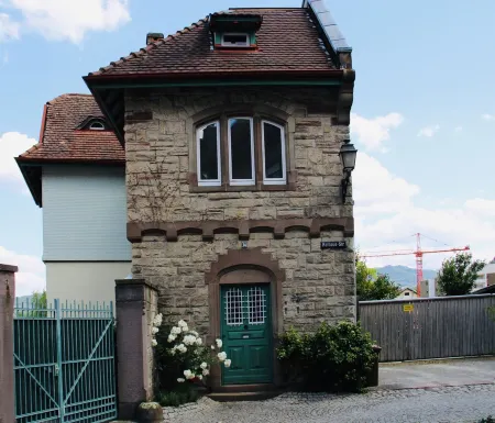 Zauberhafte Altstadtwohnung mit Traumblick Отели в г. Гернсбах