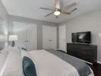 Premium Townhome #C w/ 2 King Beds & Luxury Baths ピーチツリー・コーナーズのホテル