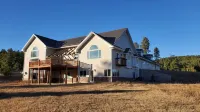 Reunion Paradise! 6000 sq ft. 20 acres, Hot tub Amazing Views, Close to Deadwood