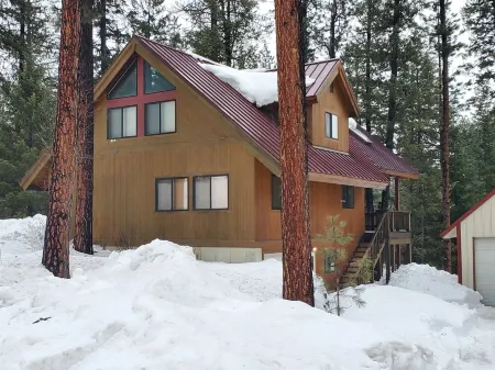 Fun Cabin at Terrace Lakes - Sleeps 18 - Hot Springs Pool available