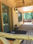 CUSTOM LOG HOME WITH FIREPLACE, FIRE-PIT AND HOT TUB