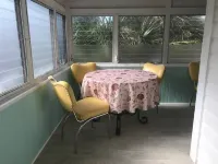 COZY BEACH HOUSE 2 BEDROOM