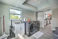 Cozy Safety Harbor Retreat w/ Heated Pool & Near Downtown