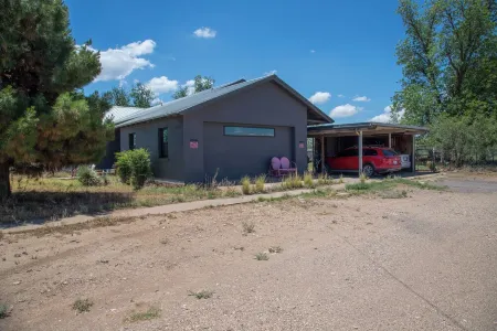 La Cochera Private Apartment - No Cleaning Fee