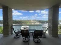 Lake front, three-story home! Great multi-family getaway with new WiFi!!