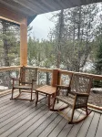 Behind The Pines cabin on the lake! - Alphydda