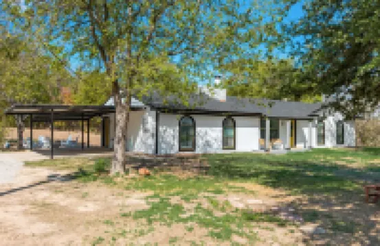 Afar Modern Vacation Home