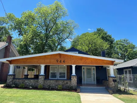 Madyson's Manor - Charming Home Perfect for Family & Friends!