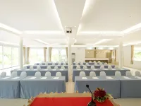 The Natural Garden Resort Hotels in Pong Nam Ron