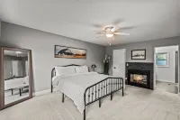 RubyRoofResidence-Milwaukee: 10 Min Walk to Fiserv Forum Hotels in 