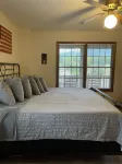 Sensational Sunrise Views overlooking golf course w/ incredible mountain views! Hotels near Wood-N-Strings Dulcimer Shop