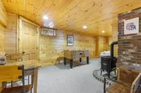 Deer Run Lodge - Luxurious Family Friendly Lodge! In the heart of Pittsburg