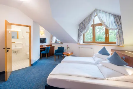 Best Western Blankenburg Hotel Отели в г. Вайтрамсдорф