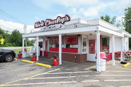 Lakeside Vibe- Brand new