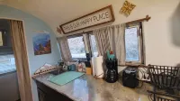 Cozy Airstream with WiFi, AC Amazing Desert Views 300 Acre Private Saguaro Park