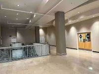 Luxury, centrally located loft Downtown w/skybridge access to Convention Center