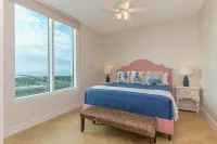 Incredible Gulf and Bay Views! Sapphire Unit 1305