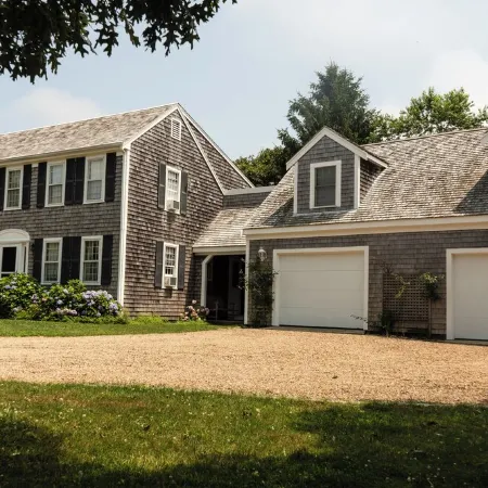 Classic Edgartown Colonial in Lovely Quiet Neighborhood