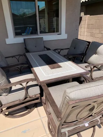 Relax in Home w/ Htd. Pool+Hot Tub, Putting Green, Whirlpool Bath+Steam Shower